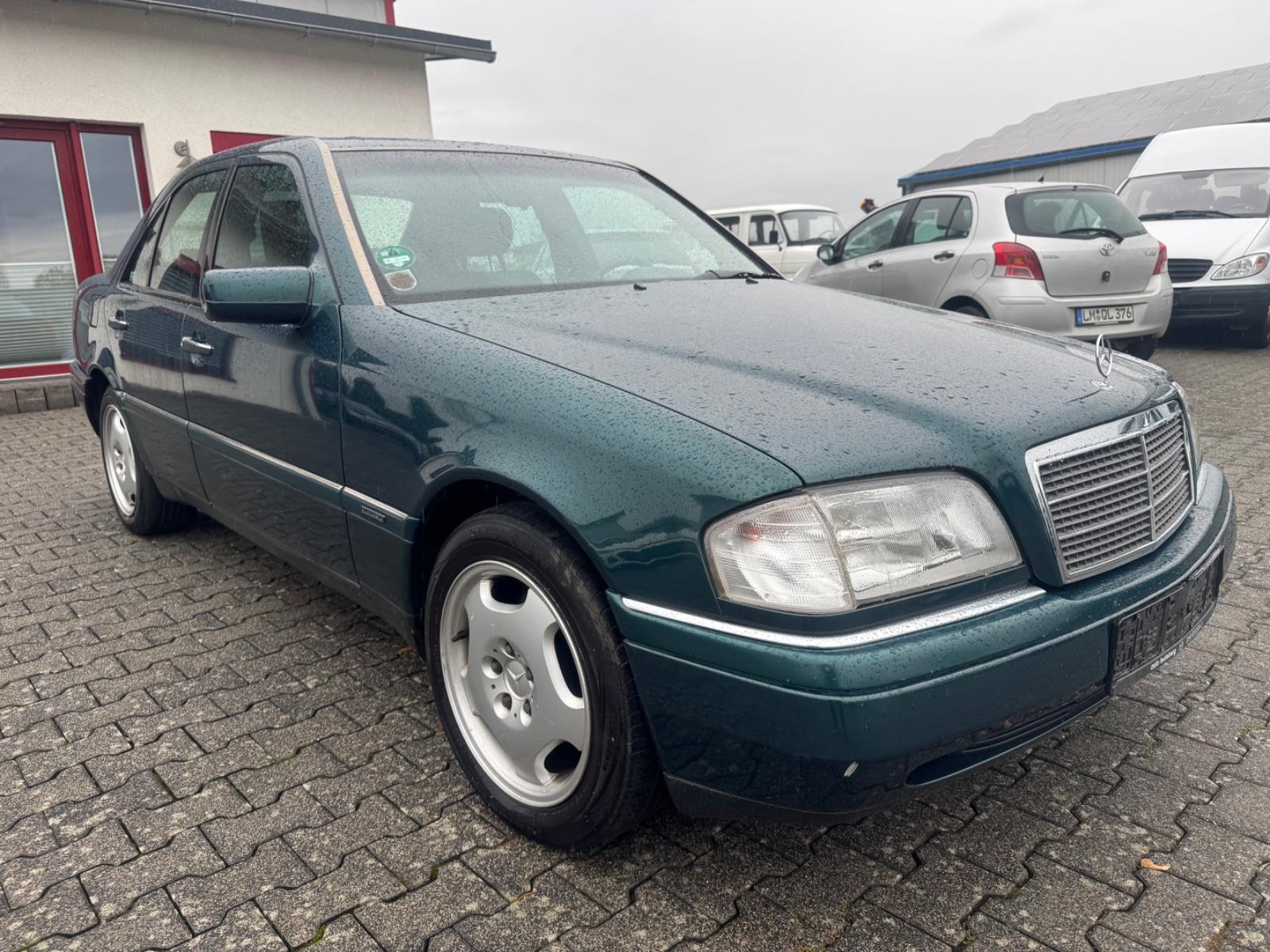 Mercedes-Benz C 180 *Tüv Neu*Wenig Km