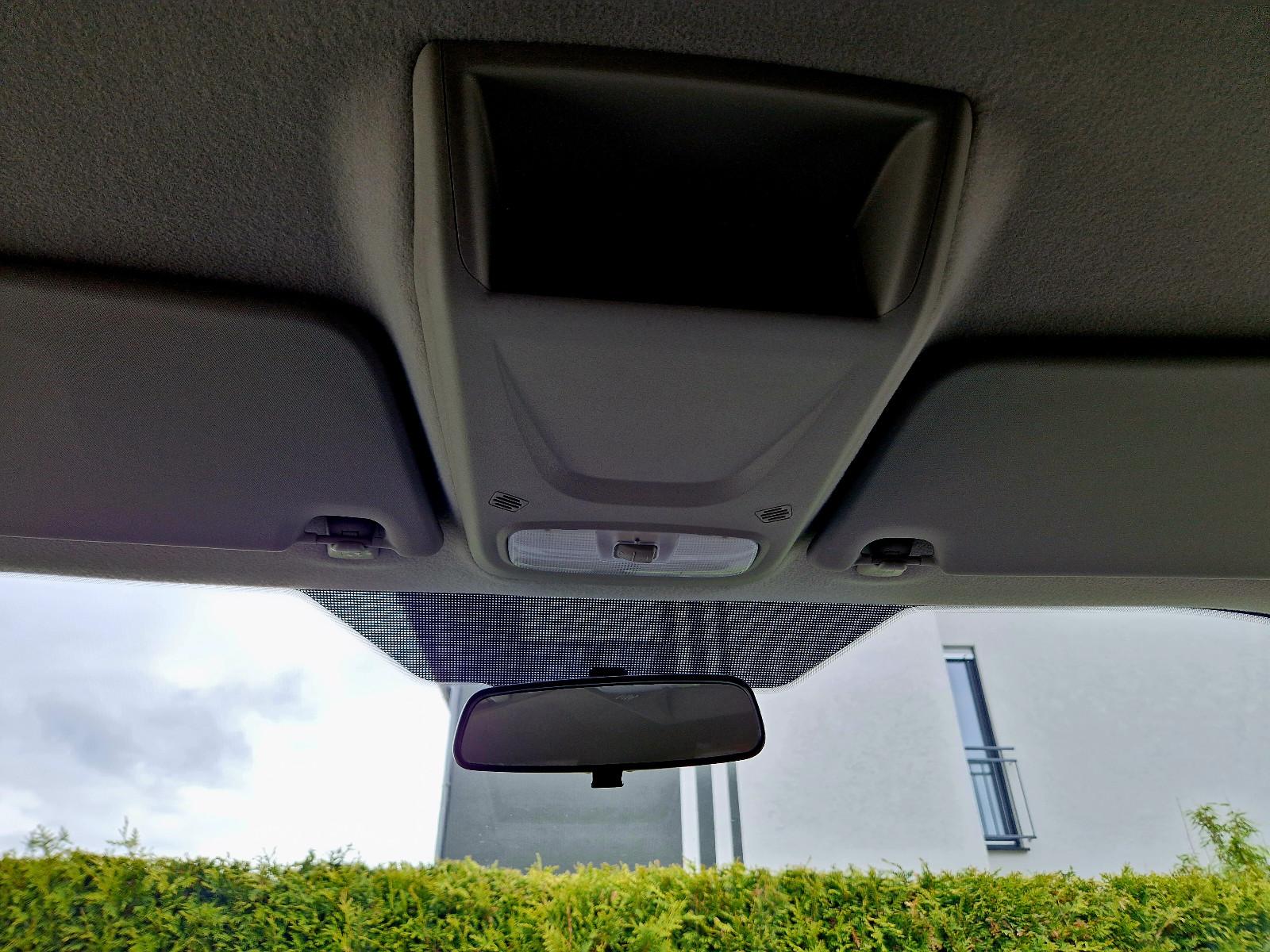 Ford Transit Custom Kombi 320 L1 (9-Sitzer, 2x Klima)