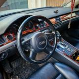 Audi A8 3.0 TSI Quattro mit Gasanlage - gebrauchte Audi A8 aus dem Jahr 2005