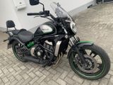 Kawasaki Vulkan S 650 mit Windschild und Sissibar - KAWASAKI W650