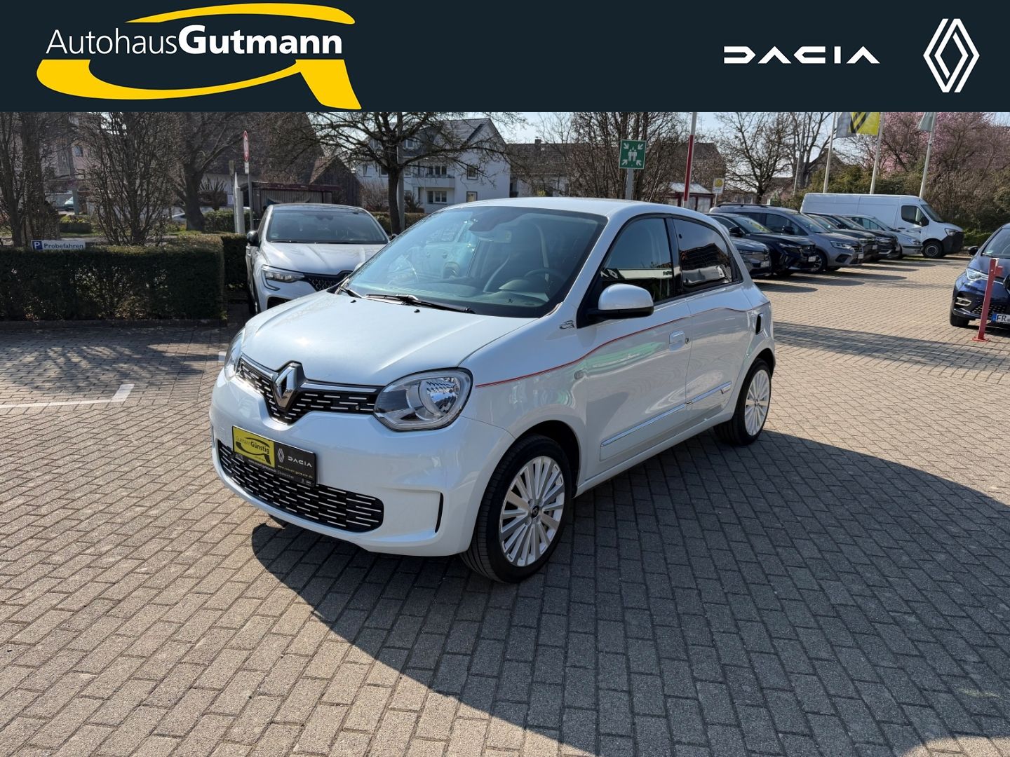 Fahrzeugabbildung Renault Twingo Vibes Electric Navi Apple CarPlay Android