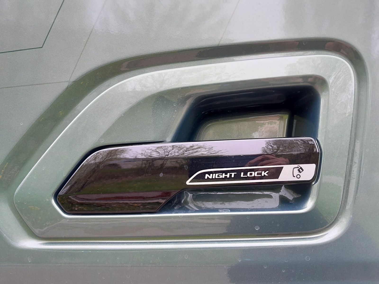 Fahrzeugabbildung DAF FT XG+ 530 EMERALD EDITION