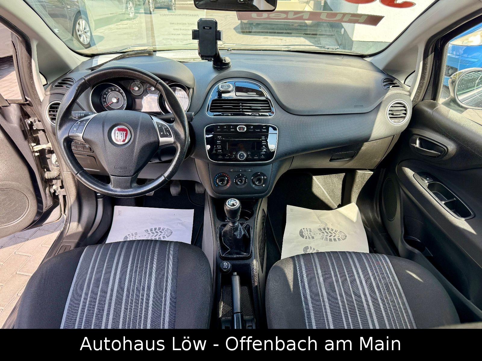 Fiat Punto Evo TÜV NEU SCHECKHEFT ALLWETTERREIFEN