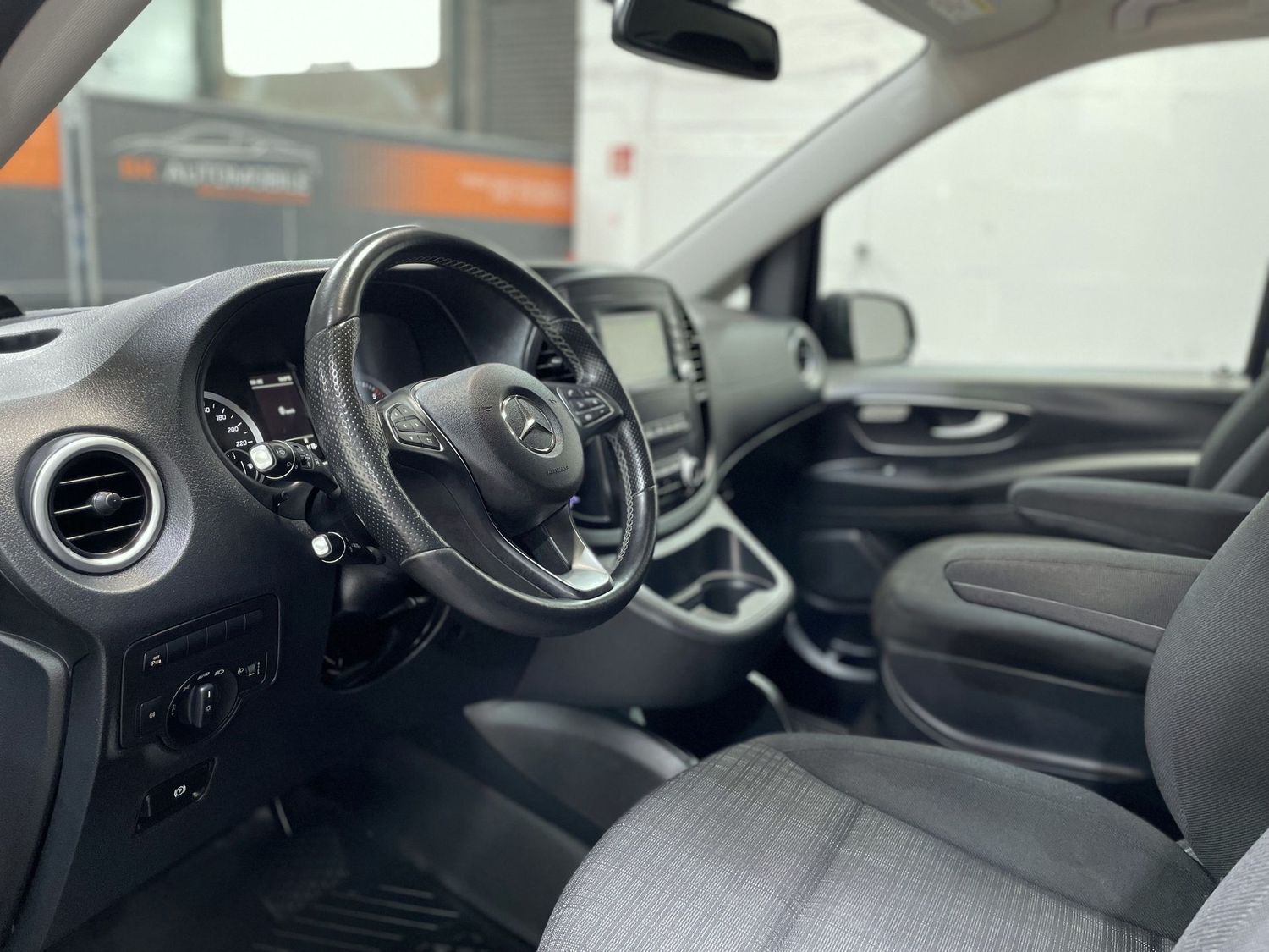 Fahrzeugabbildung Mercedes-Benz Vito 119 CDI extralang #Kamera#Tempo#Standheiz.