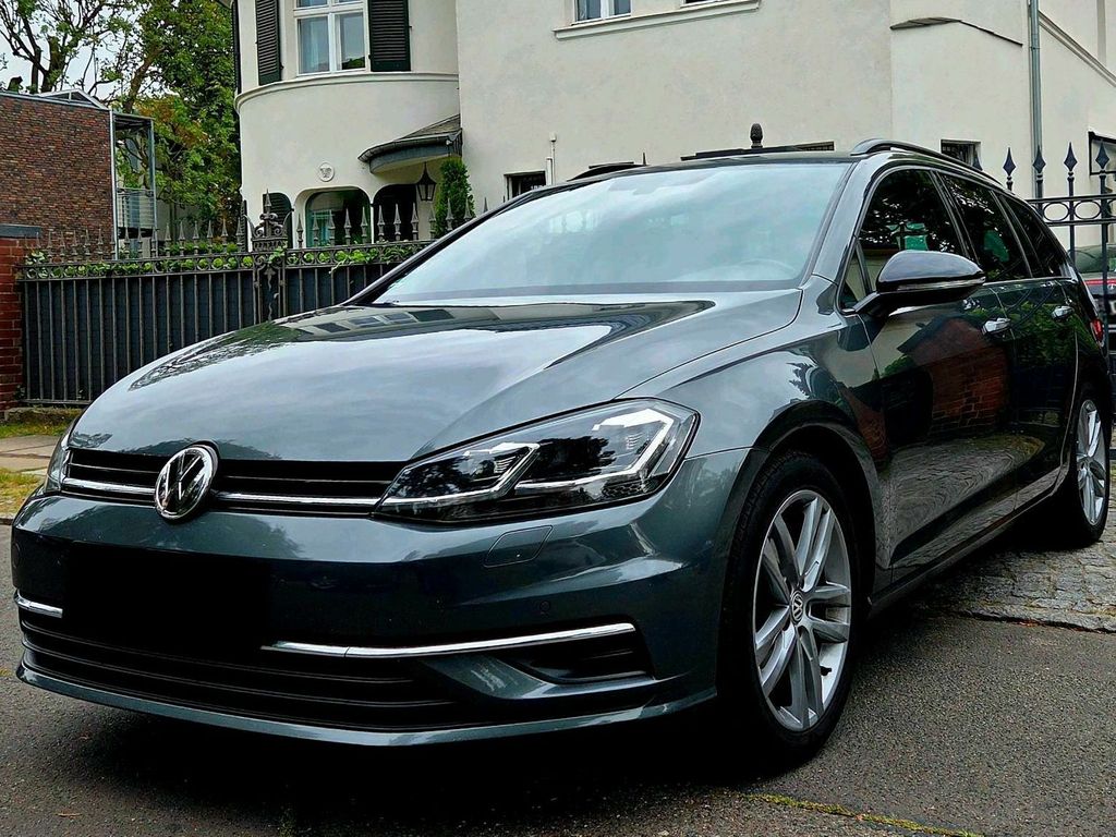 Image of Volkswagen Golf