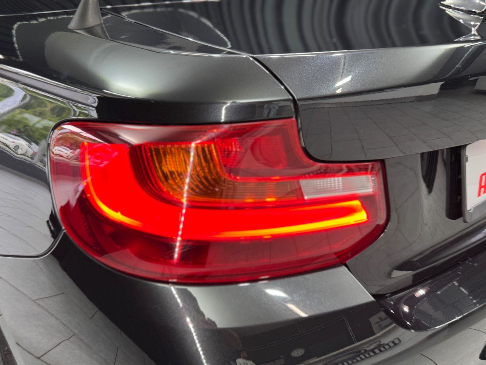 Fahrzeugabbildung BMW 220d Cabrio M Sport|LEDER|NAVI|AUTOMATIK|AHK|