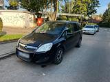 Opel Zafira 1.9 CDTI Cosmo 110kW Automatik - Opel Zafira aus 2008 mit Diesel-Antrieb