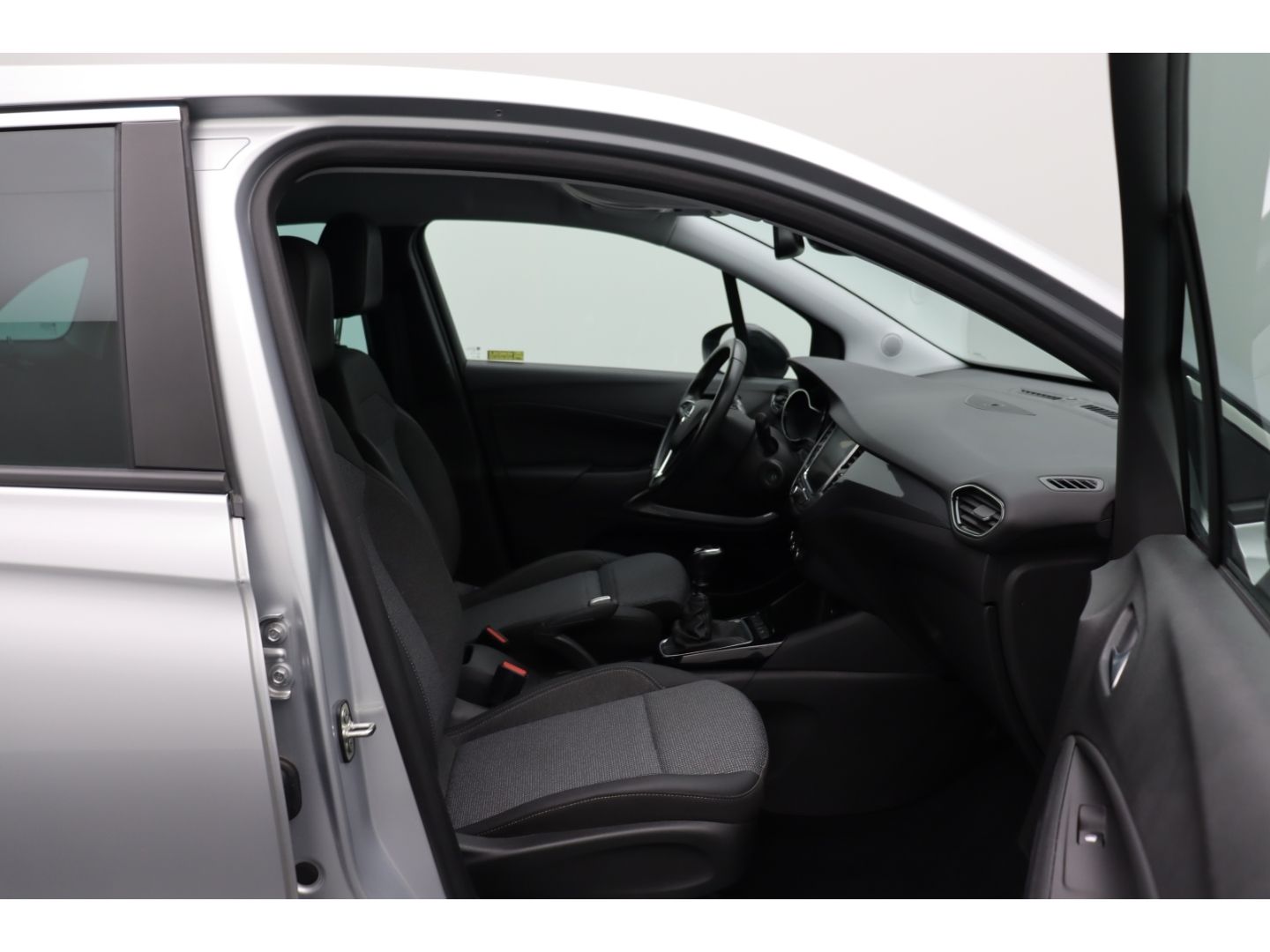 Fahrzeugabbildung Opel Crossland 1.2 Business Elegance Kamera LED Navi
