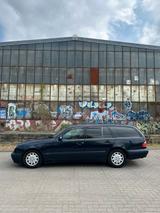 Mercedes-Benz E 200 T-Modell (W210) - Mercedes-Benz E 200: W210