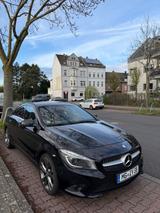 Mercedes-Benz Mercedes Benz CLA 180 Schwarz - Mercedes-Benz CLA 180 in Krefeld