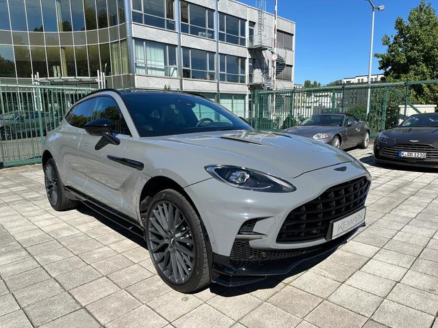 Aston Martin DBX 707 China Grey / Onyx Black