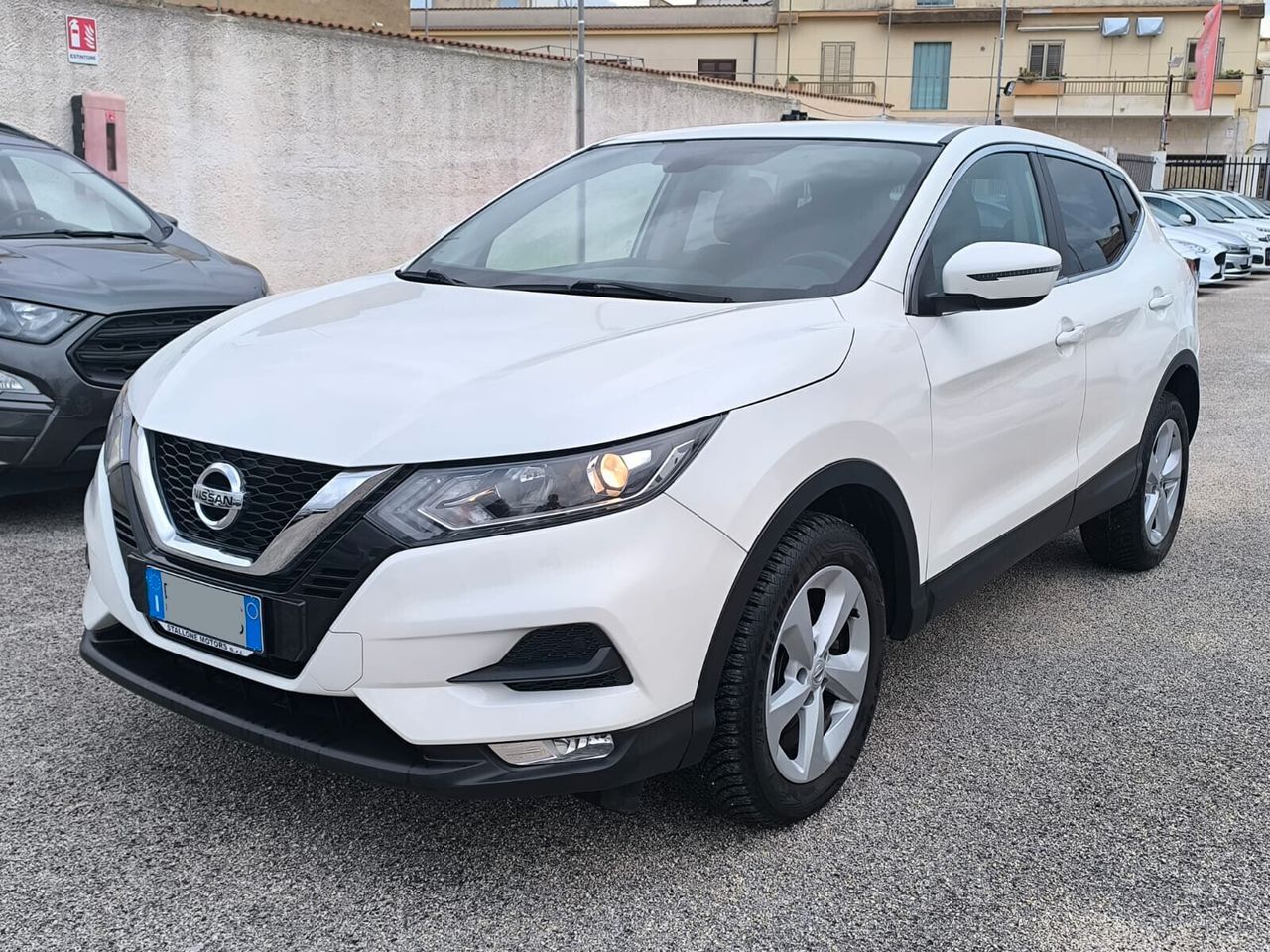 Nissan Qashqai 1.5 dCi 115 cv Business 2019 imagem 3