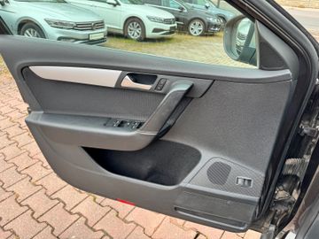 Bild 10 VW Passat Alltrack Variant Basis BMT