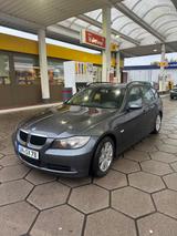 BMW 320d touring  Automatik 