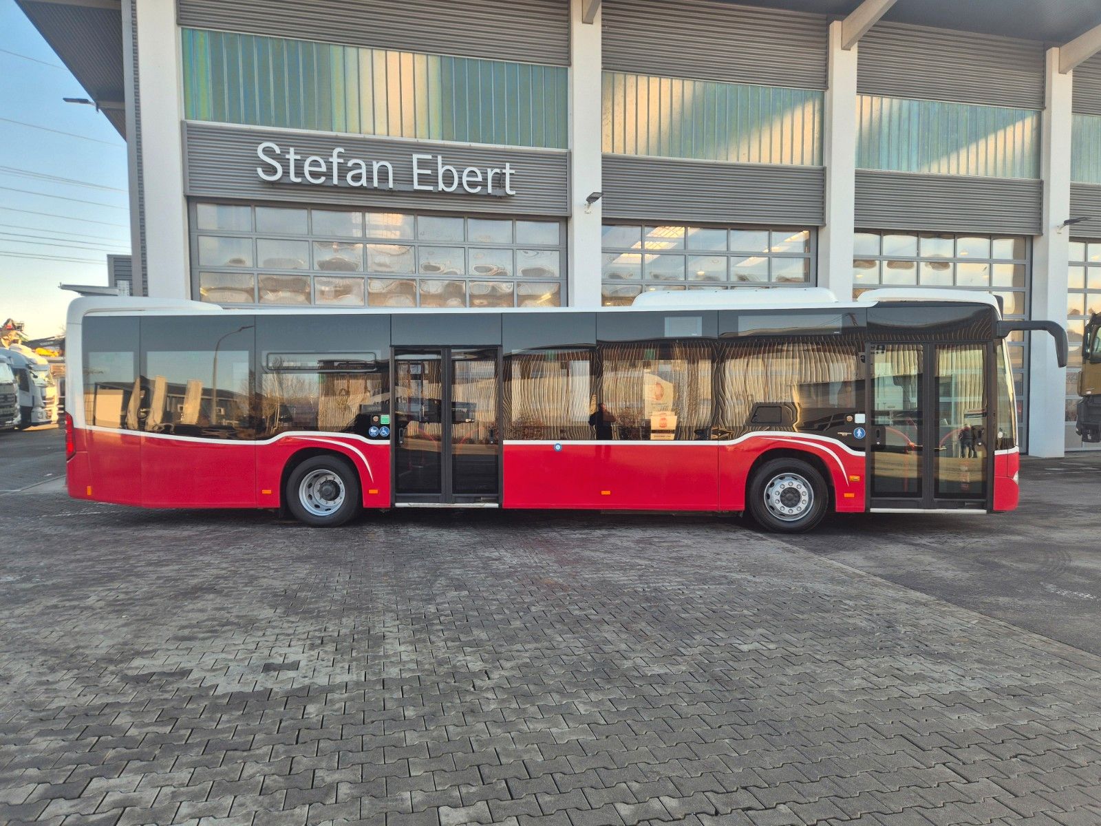 Fahrzeugabbildung Mercedes-Benz Citaro Klima 63+34+1+1