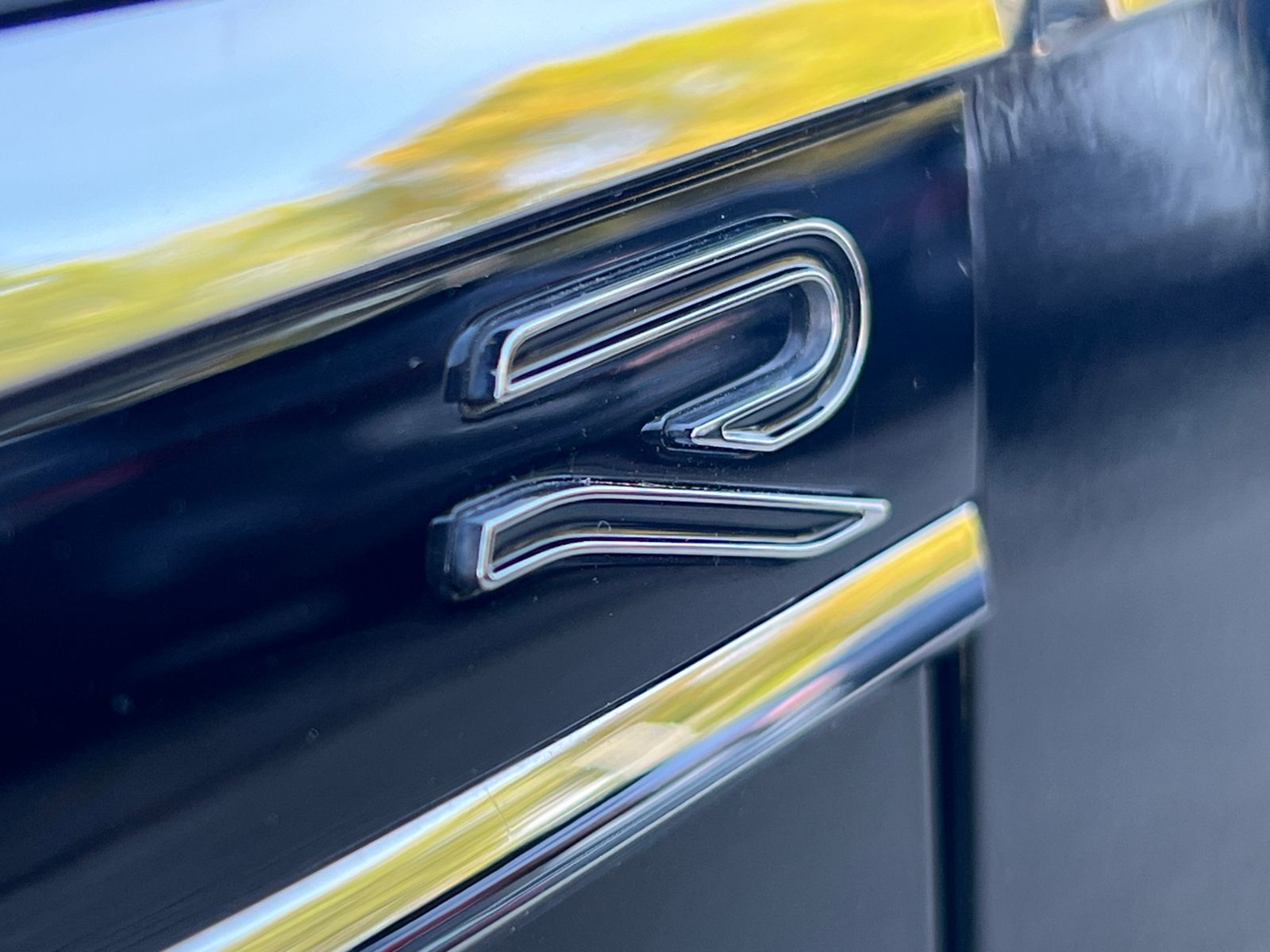 Fahrzeugabbildung Volkswagen T-Roc R-Line 1.5 TSI DSG *AHK, LED, Navi, Kamera