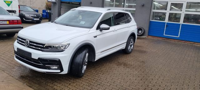 Volkswagen Tiguan Allspace 2.0 TSI Highline 4Motion R-Line