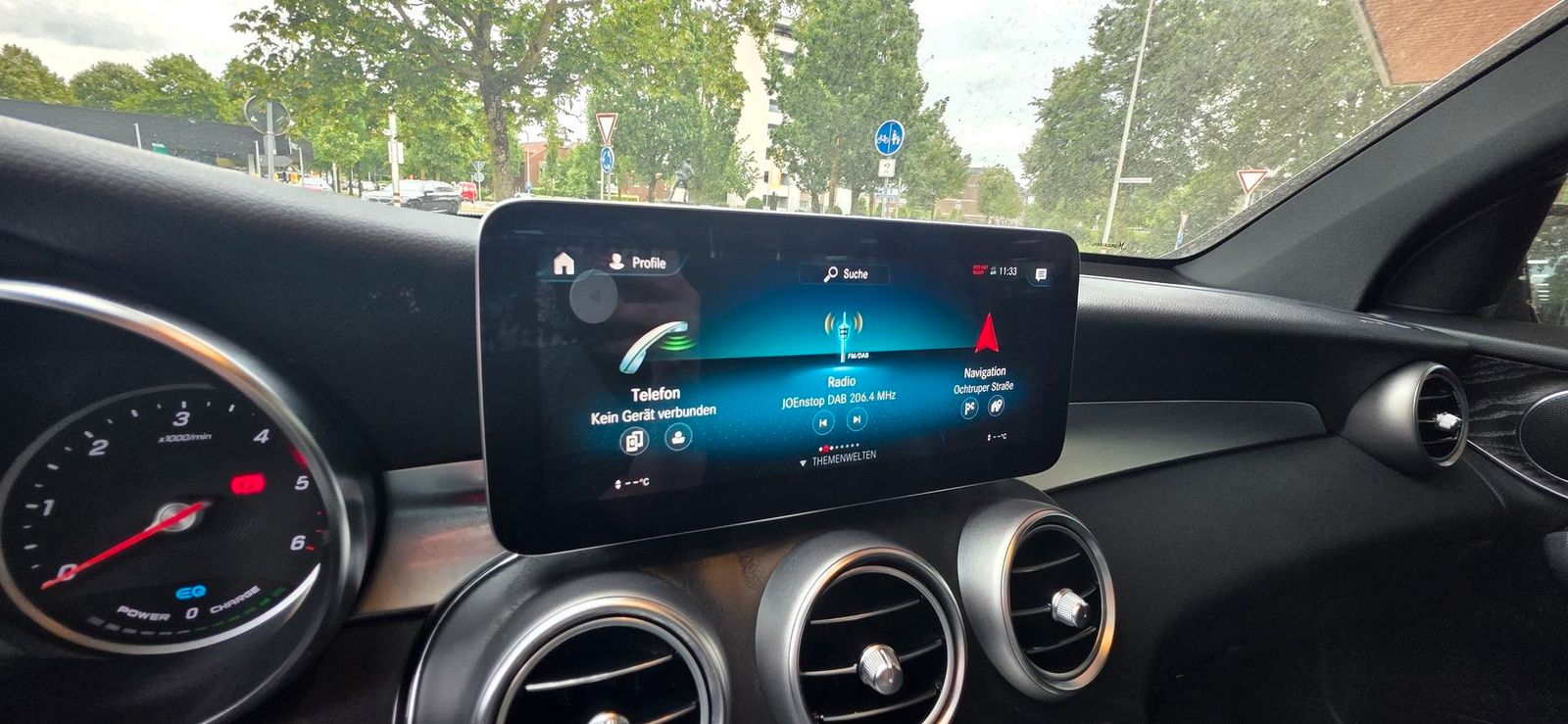 Mercedes-Benz GLC 300 de 4Matic 9G-TRONIC AMG Line AHK Pano Na foto 9