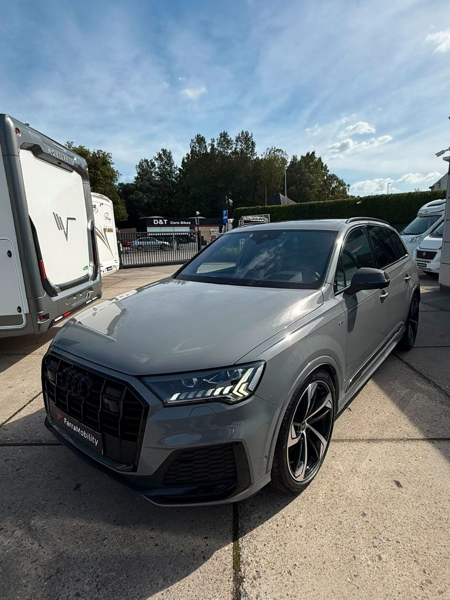 Audi Q7 50 TDI quattro competition plus imagem 2