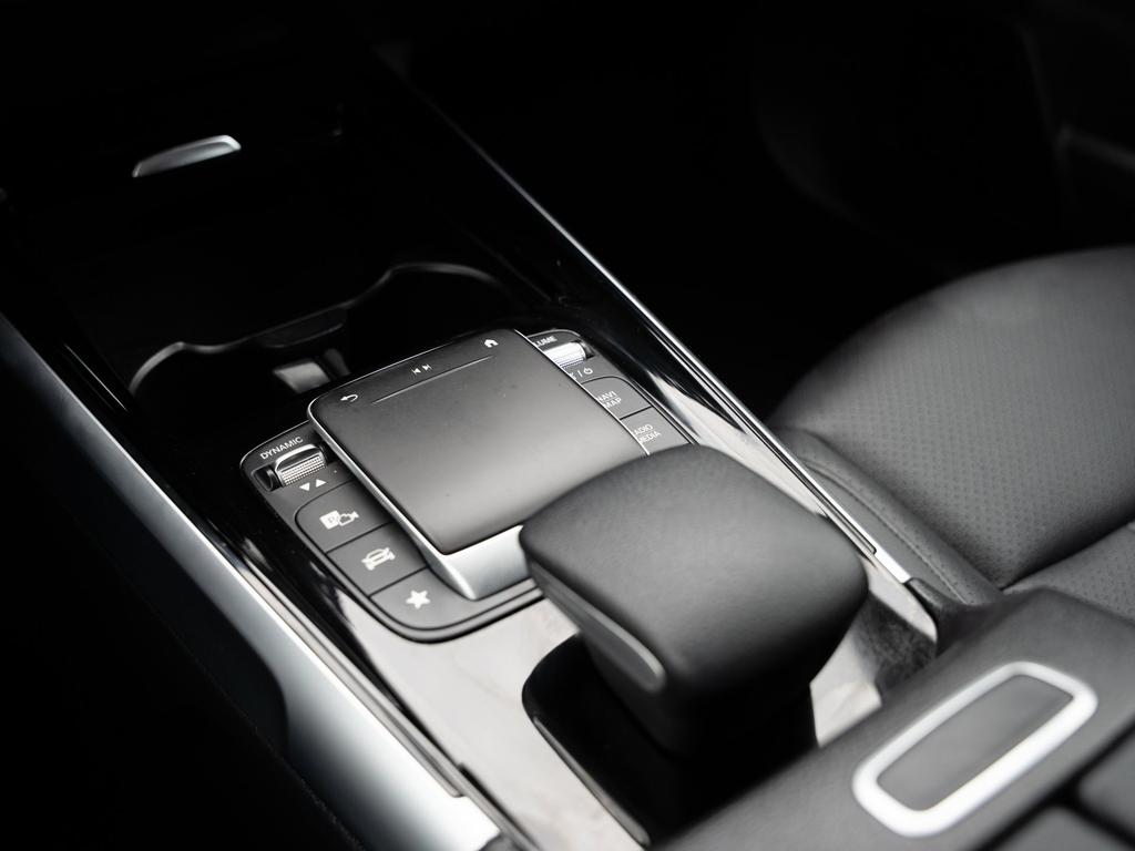 Mercedes-Benz GLB 250