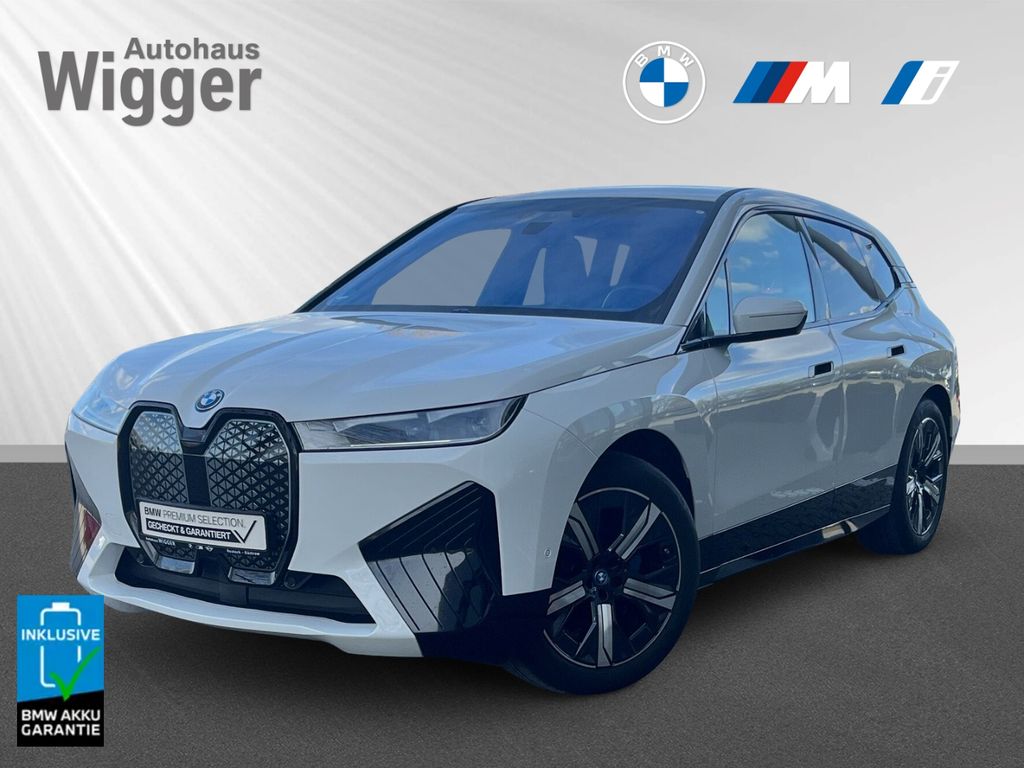 BMW iX
