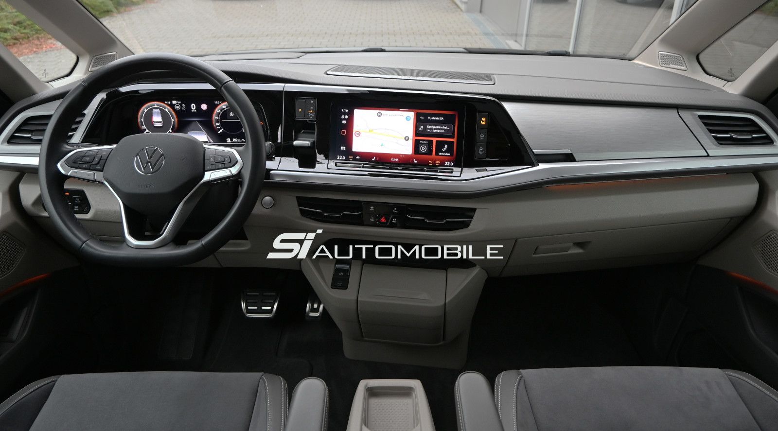 Fahrzeugabbildung Volkswagen T7 Multivan 2.0 TDI DSG LÜ Lang Style °DCC°AHK°