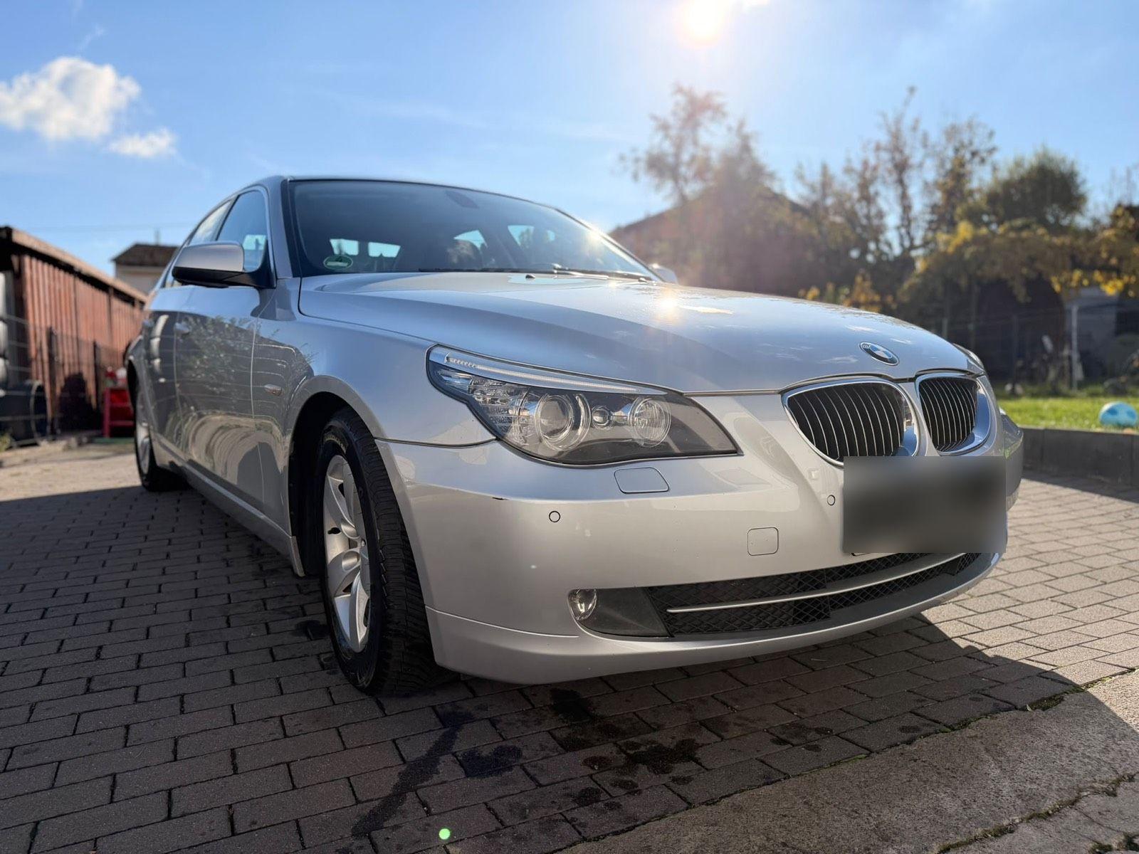 BMW 523