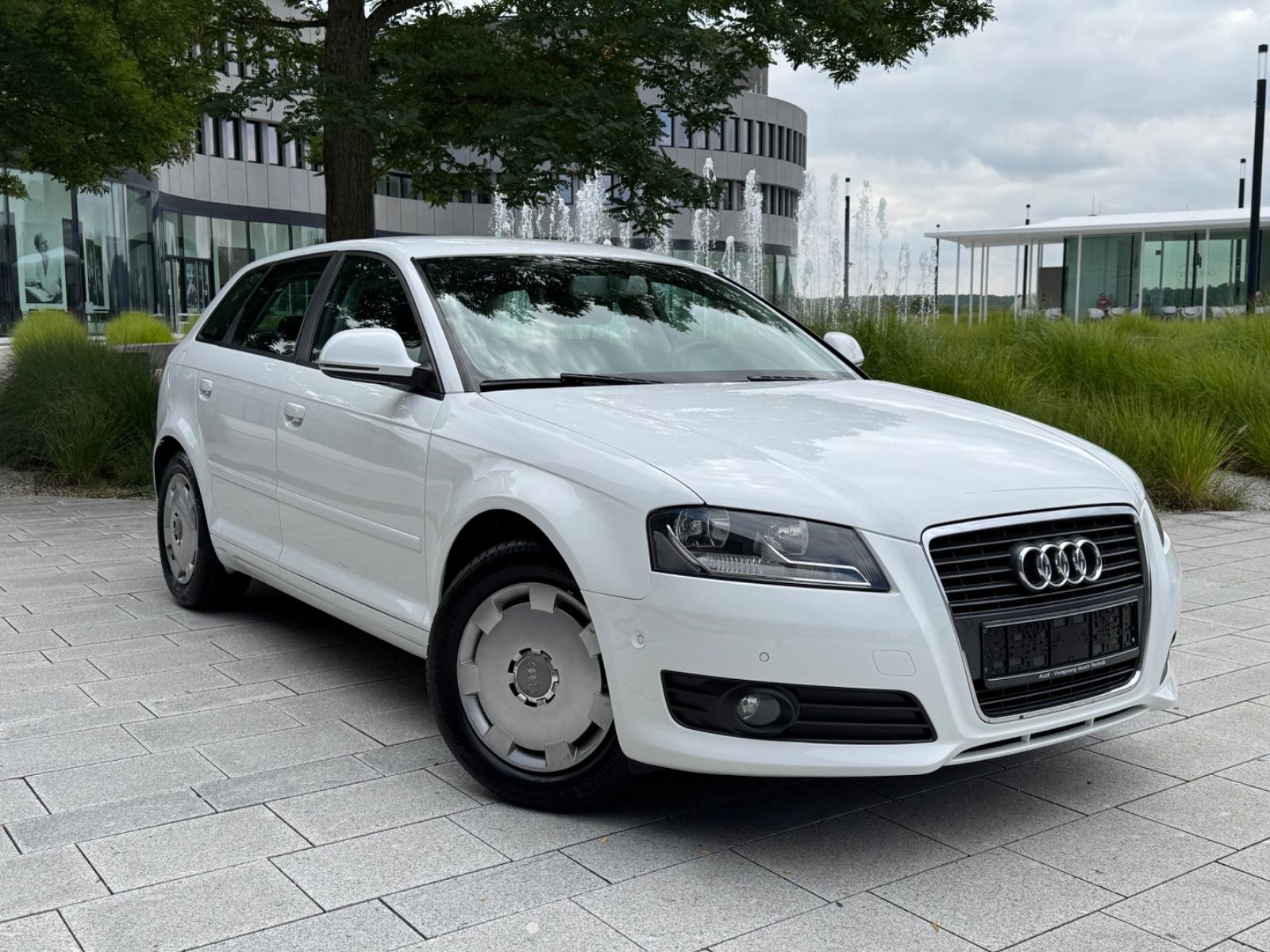 Audi A3 Sportback 1.4 *AUTOMATIK*NAVI*Klimaauto.*PDC*
