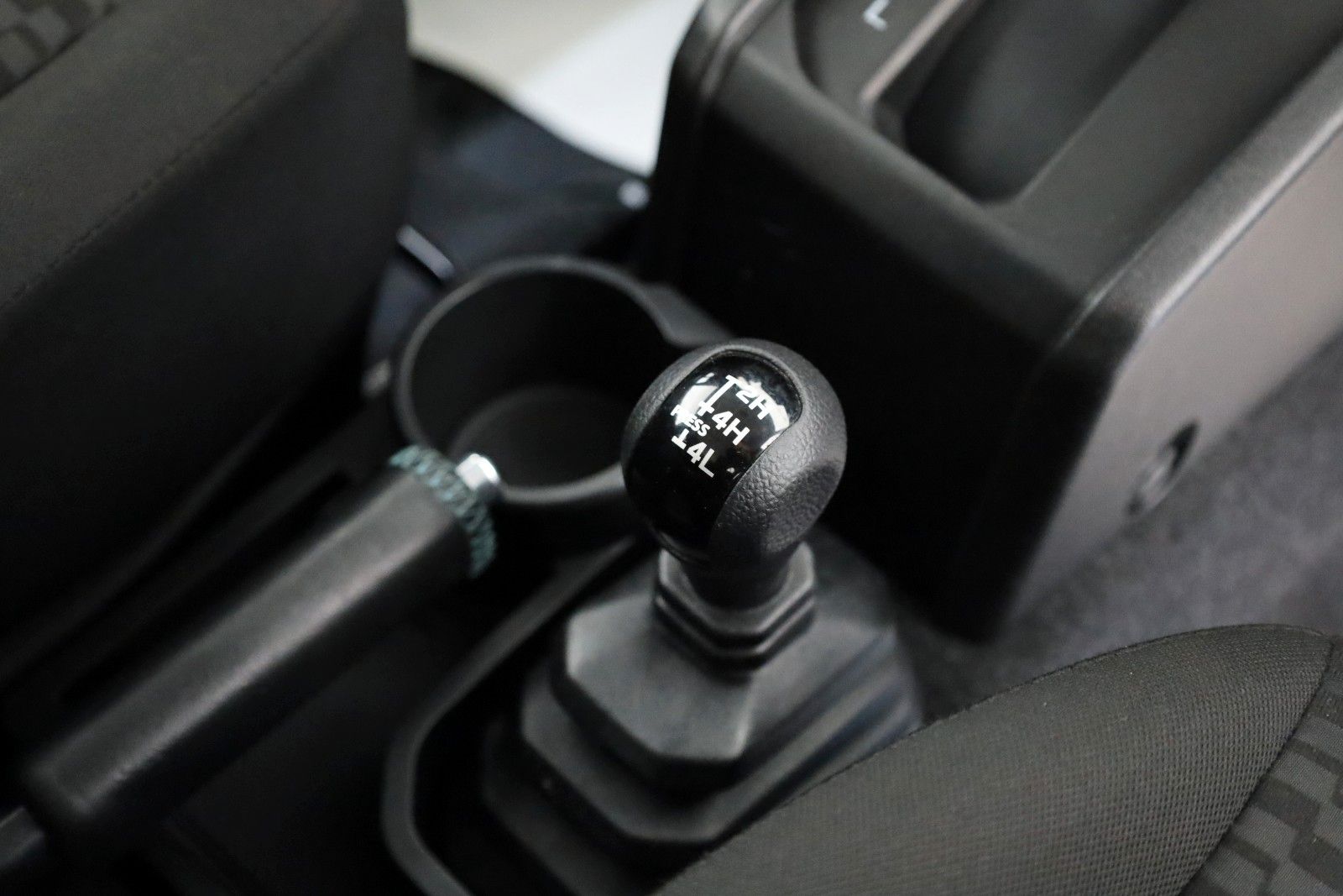 Fahrzeugabbildung Suzuki Jimny Comfort+ AllGrip,4WD,Navi,Kamer,4 Sitze