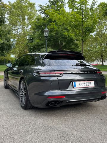 PORSCHE Panamera 4 E-Hybrid Sport Turismo - Approved 