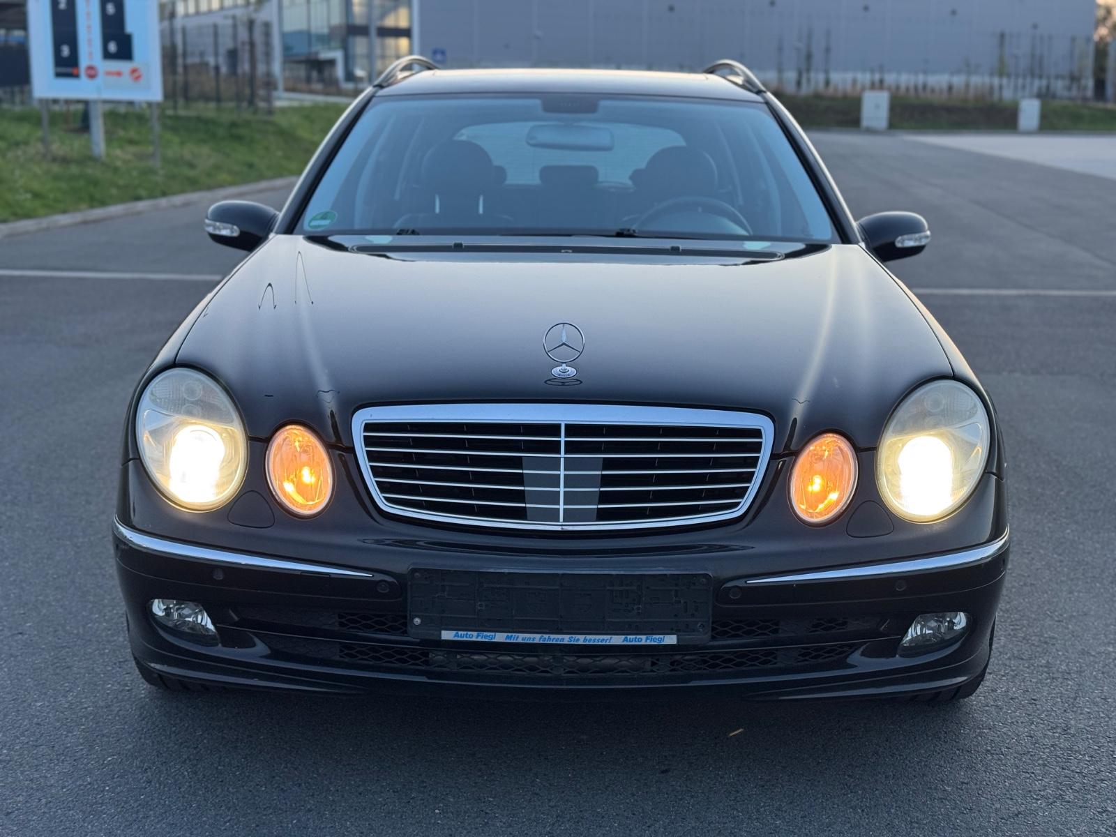 Mercedes-Benz E350 2005 — interior