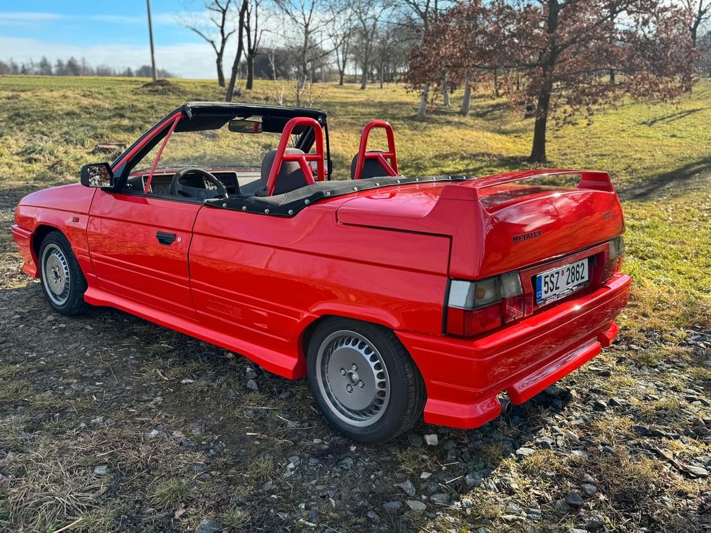 Skoda Favorit