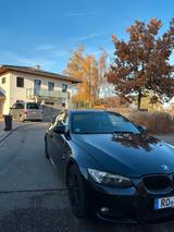 BMW 320i e92 - BMW 320 aus 2011: Coupe, 320i