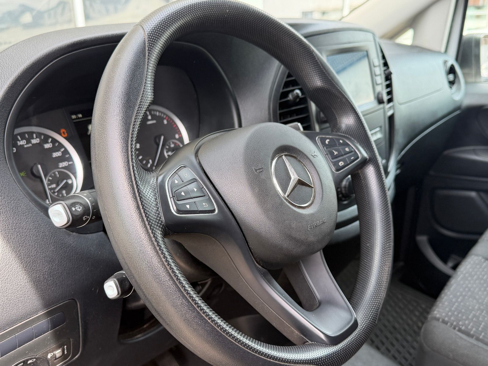 Fahrzeugabbildung Mercedes-Benz Vito Kasten 119 CDI PRO lang /AUTOMATIK/CARPLAY/