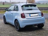 Fiat 500e (Action) 23,8 kWh 17" La Prima, himmelblau - Fiat 500e von privat