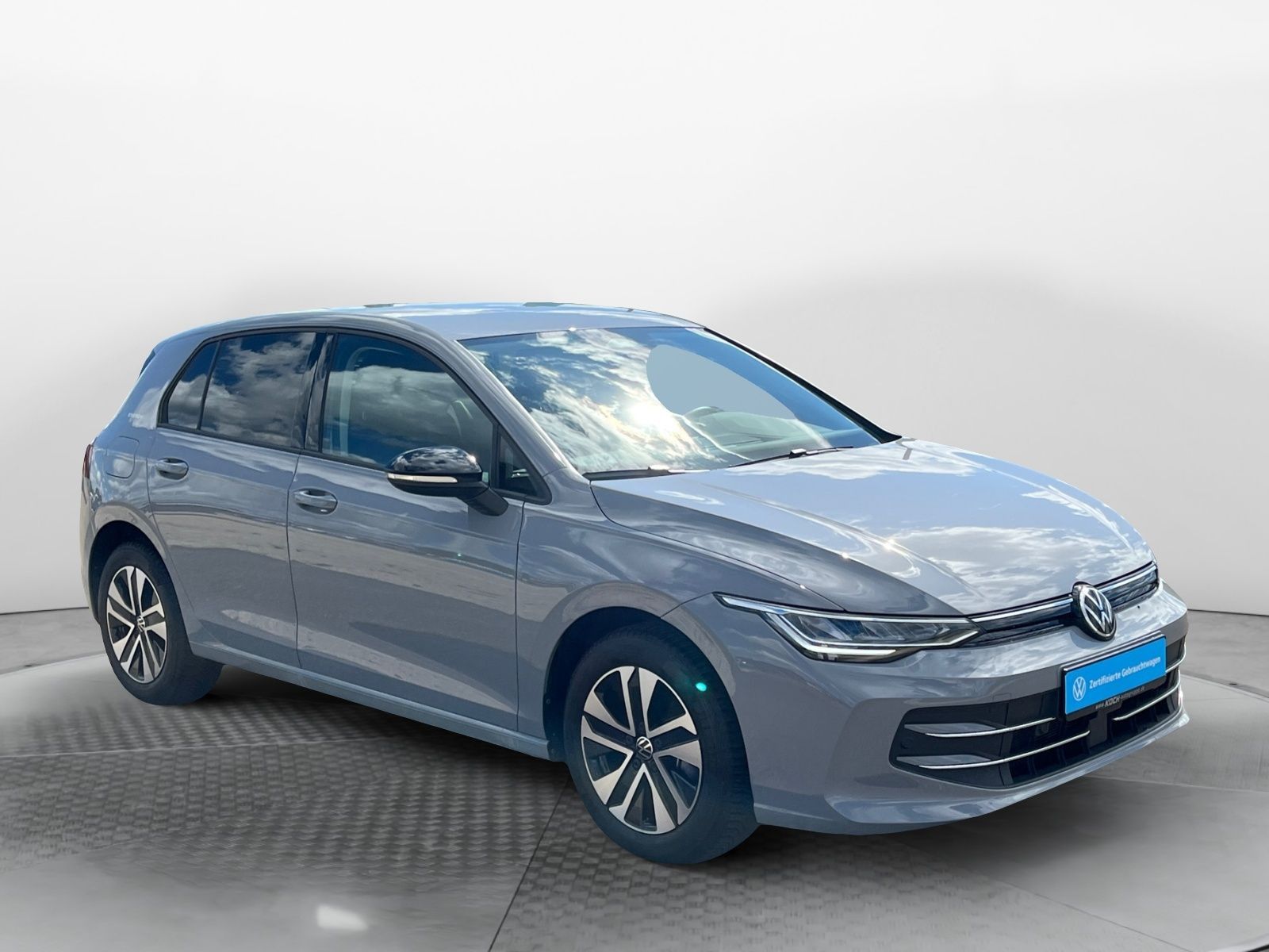 Volkswagen Golf VIII 1.5 eTSI Energy DSG Navi LED AHK Kamer foto 5
