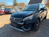 Peugeot 5008 Allure - Peugeot: Allradantrieb