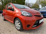 Toyota Aygo Automatik*Sommer+Winterräder*Klima - Toyota in Berlin: Aygo