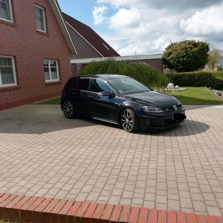 Image of Volkswagen Golf