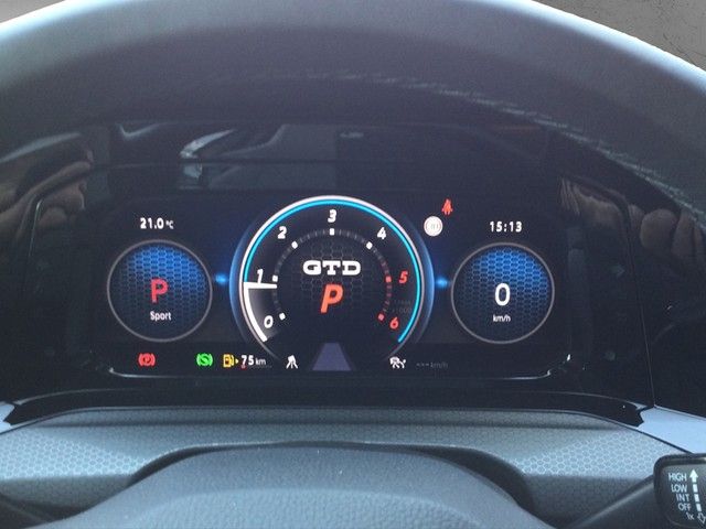 Fahrzeugabbildung Volkswagen Golf VIII GTD DSG Standhzg. Matrix Navi Leder AI