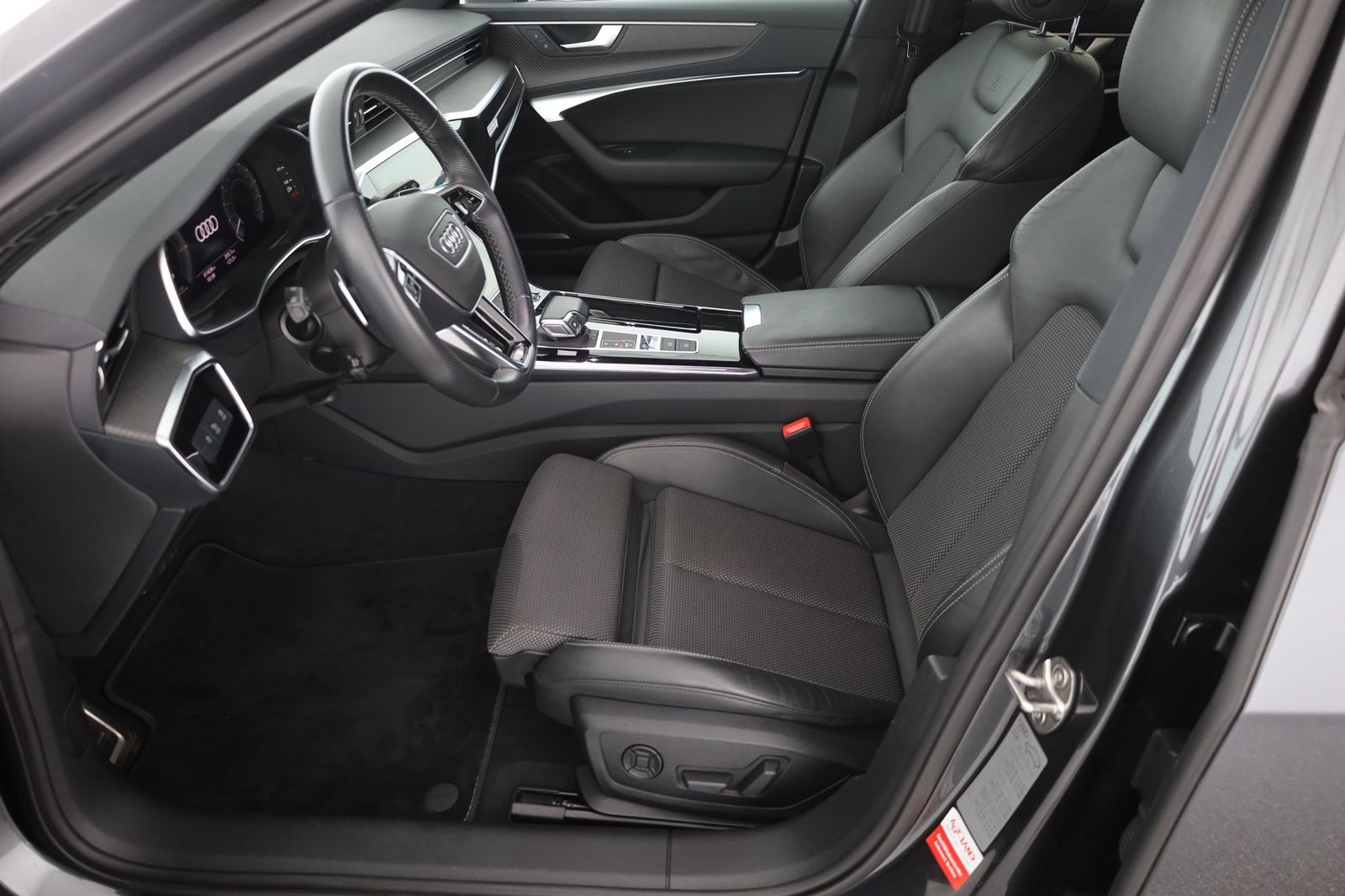 Audi A6 Avant 55 TFSIe quattro S-line Soft-Close AHK foto 22