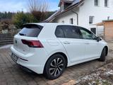 Volkswagen VW Golf 8 1.0 TSI ACTIVE - Volkswagen Golf mit Benzin-Antrieb: Kleinwagen, 1.8