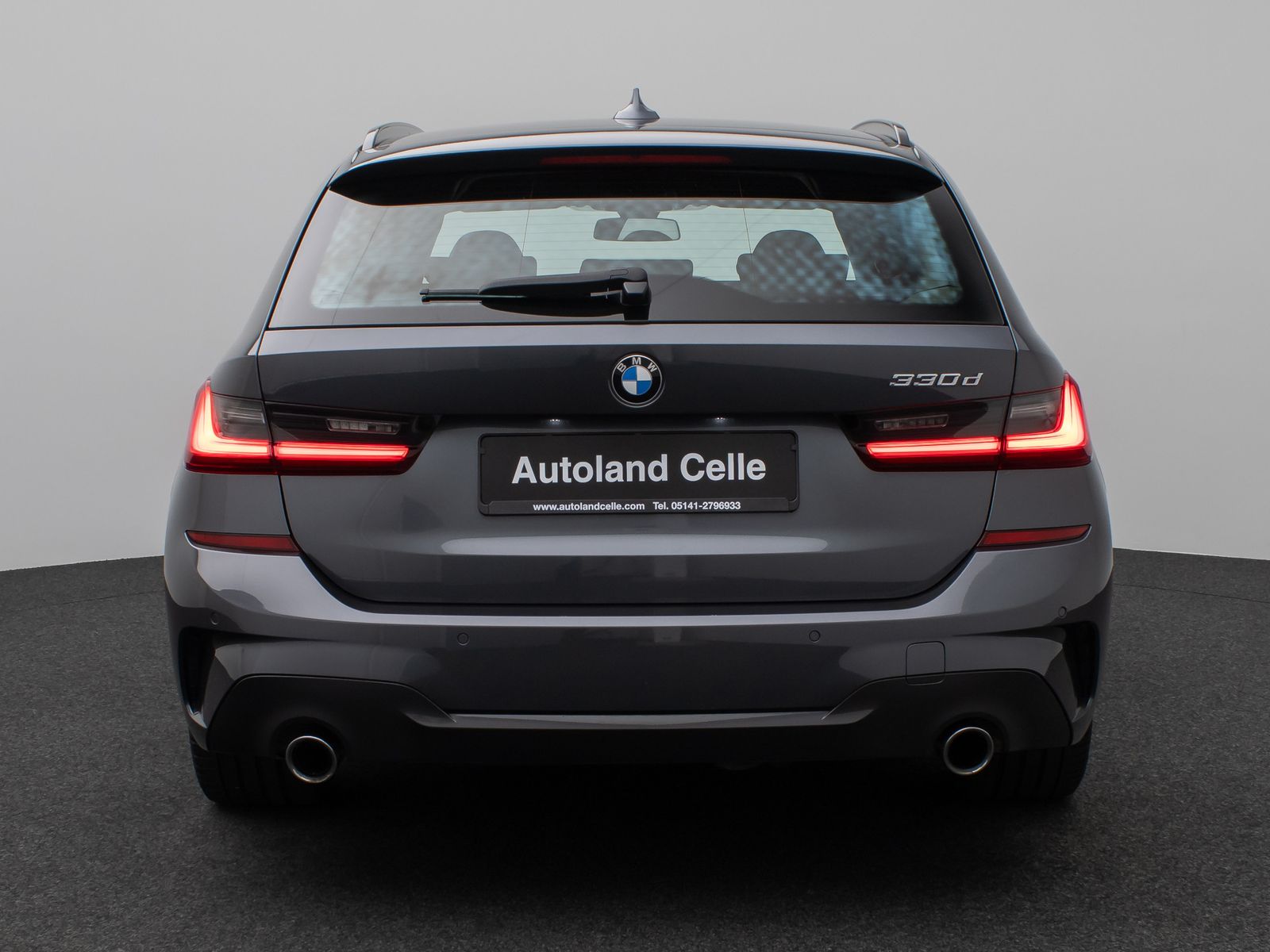 Fahrzeugabbildung BMW 330d M Sport HiFi Lenkradheiz AHK Komfort 18Zoll