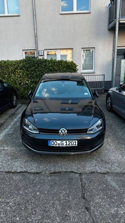 Image of Volkswagen Golf