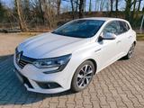 Renault Megane IV Bose 1.2 TCE - Renault Megane mit Benzin-Antrieb: Kleinwagen