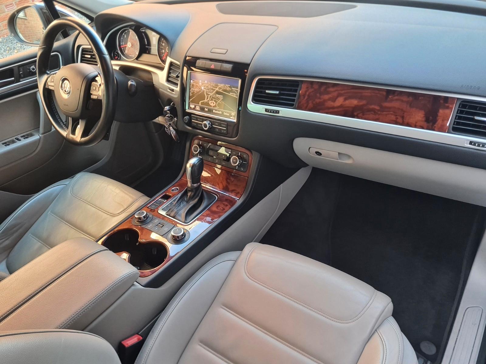 Volkswagen Touareg V6 TDI BMT *Garantie*Autom.*Navi*AHK*