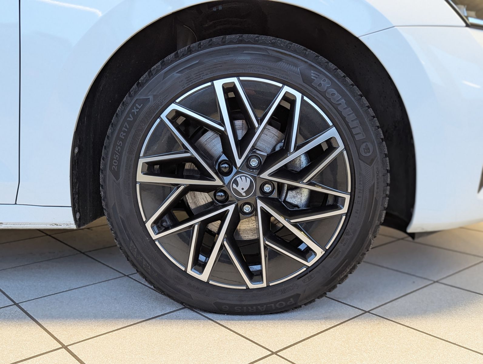 SKODA Octavia 1.5 TSI DSG ACC Style-Paket AHK 5J Garan - Image 10