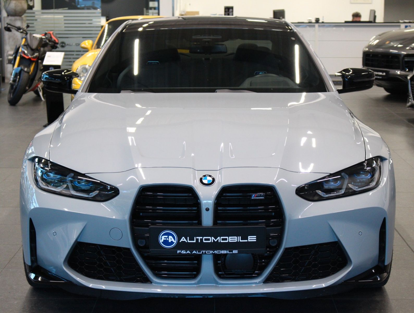 Fahrzeugabbildung BMW M4 Coupe M xDrive Competition HUD*Laser*360°