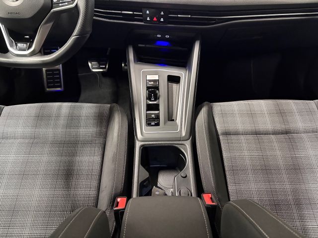 Golf VIII GTD 2.0 TDI DSG IQ.LIGHT RFK NAVI