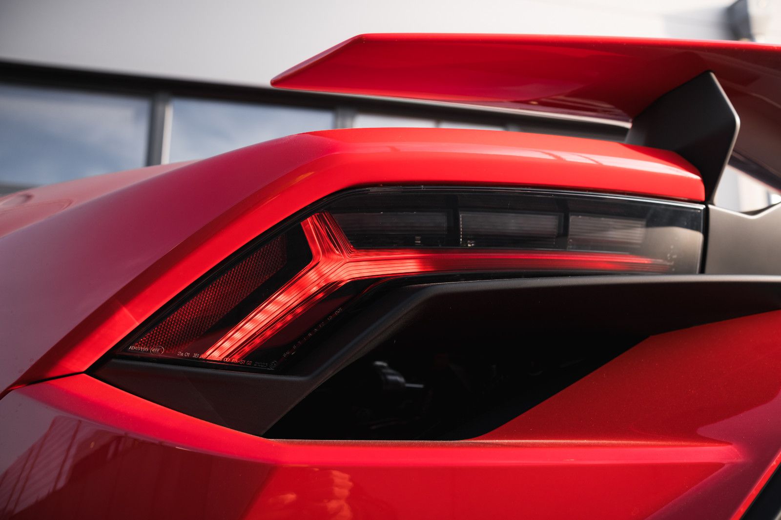 Fahrzeugabbildung Lamborghini Huracán Tecnica - Rosso Mars-Carbon-Lift-DAB